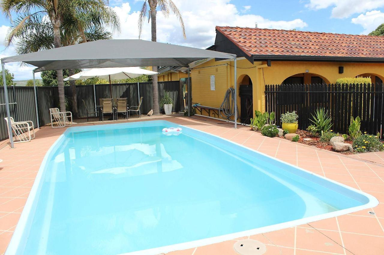 Twin Swans Motel Inverell Ngoại thất bức ảnh