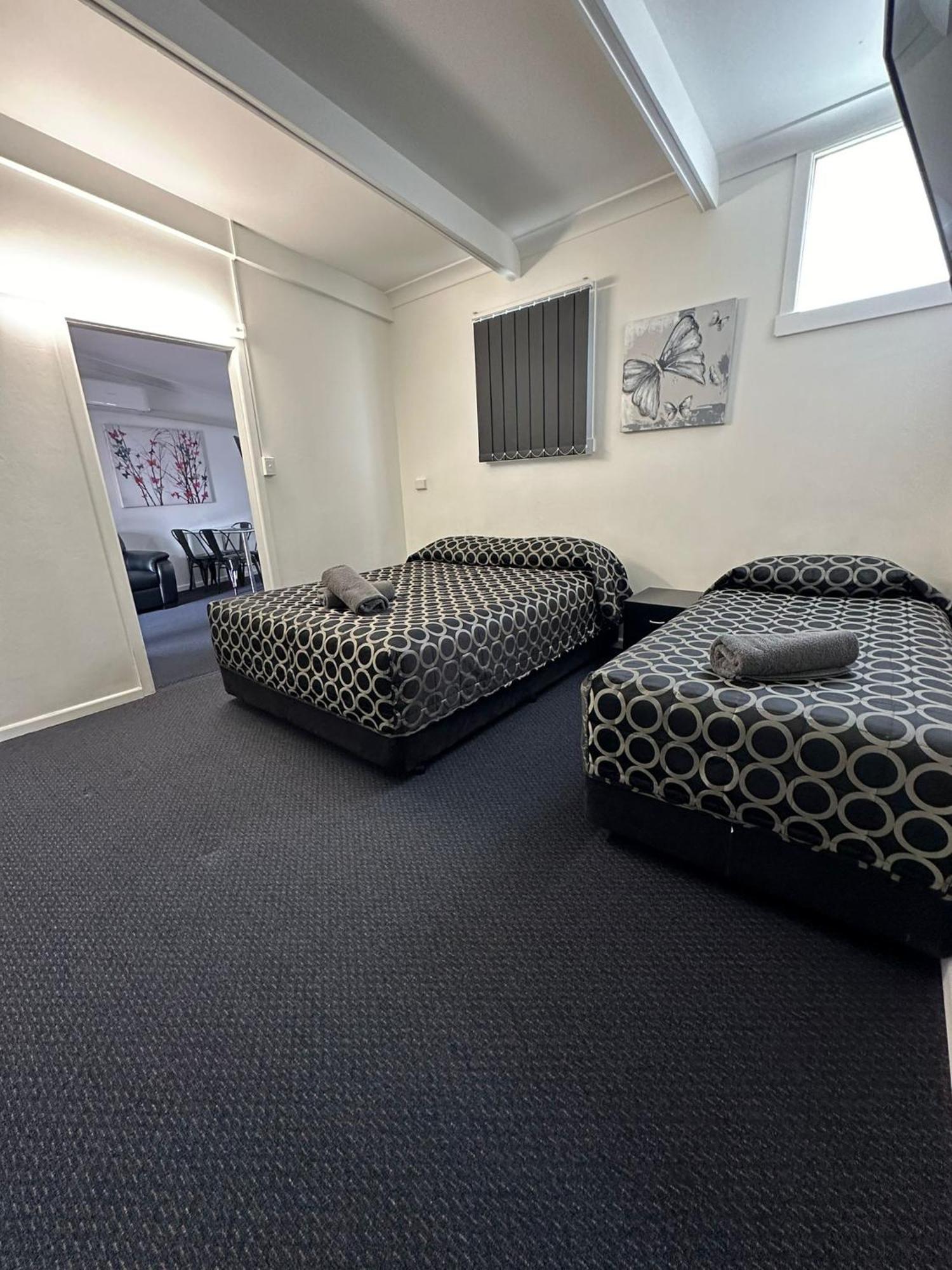 Twin Swans Motel Inverell Ngoại thất bức ảnh