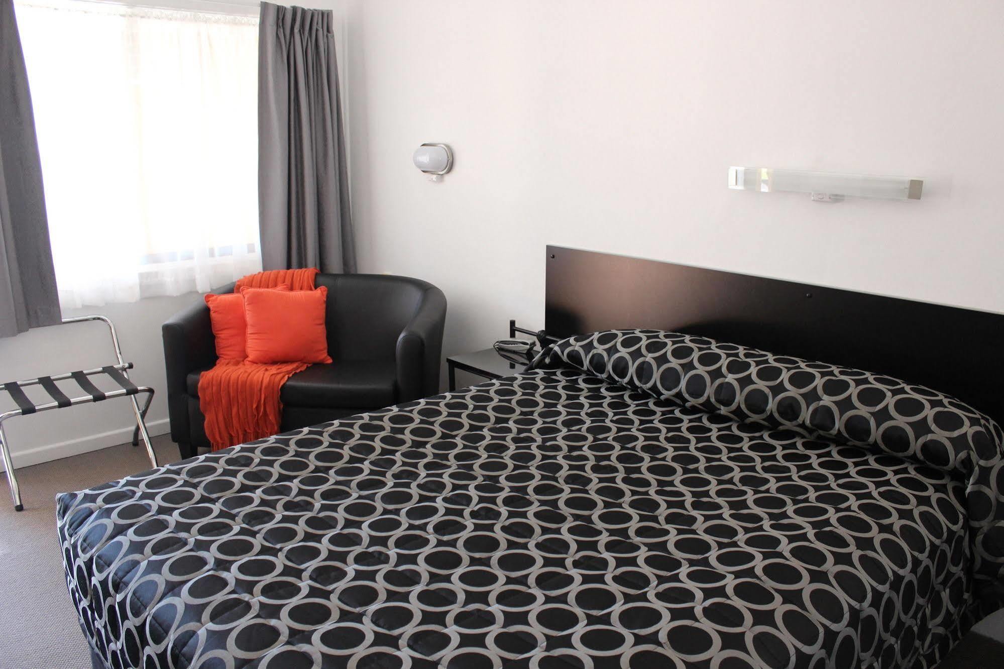 Twin Swans Motel Inverell Ngoại thất bức ảnh